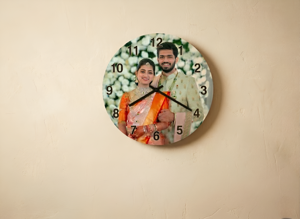 Personalized Photo Clock (Circle)